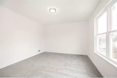 1053 Peach Boulevard, Willoughby, OH 44094 - Photo 17