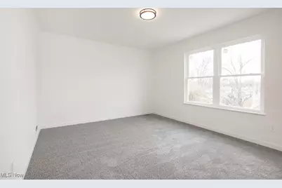 1053 Peach Boulevard, Willoughby, OH 44094 - Photo 11
