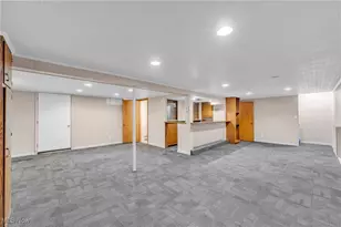 881 Shullo Dr, Akron, OH 44313 - Photo 31