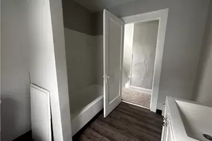 14744 Wemple Rd, Loveland, OH 44110 - Photo 9