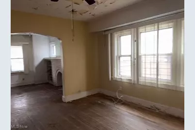 3604 Pennington Road, Huber Heights, OH 44120 - Photo 9