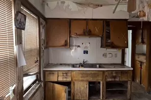 3604 Pennington Rd, Huber Heights, OH 44120 - Photo 7