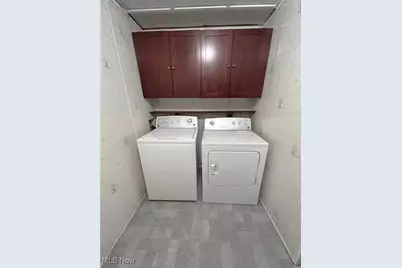 3219 10th Street NW, Canton, OH 44708 - Photo 9