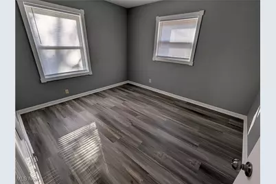 2289 Bailey Road, Cuyahoga Falls, OH 44221 - Photo 17