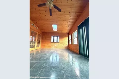 737 Dunny Avenue, Sheffield Lake, OH 44054 - Photo 27