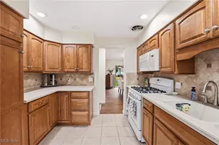 8516 Hitchcock Rd, Boardman, OH 44512 - Photo 13