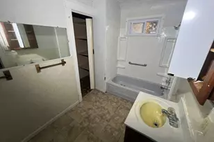 10802 Garfield Ave, Loveland, OH 44108 - Photo 7