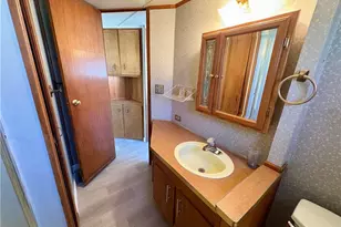 20 Van Ess Dr, Olmsted Falls, OH 44138 - Photo 21