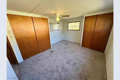 20 Van Ess Drive, Olmsted Falls, OH 44138 - Photo 17