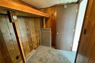 20 Van Ess Dr, Olmsted Falls, OH 44138 - Photo 27