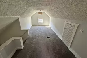 102 E Brookside Ave, Akron, OH 44301 - Photo 19