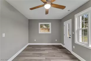 3809 Powell Ave, Akron, OH 44319 - Photo 23