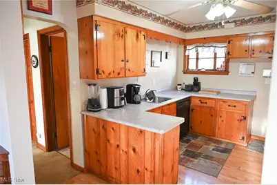 1728 Parkman Road NW, Warren, OH 44485 - Photo 9