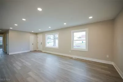 5361 Diana Lynn Drive, Stow, OH 44224 - Photo 7