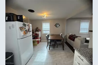 1445 W 52nd Street #UP, Loveland, OH 44102 - Photo 7