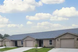 203 Knollton Dr, Millersburg, OH 44654 - Photo 1