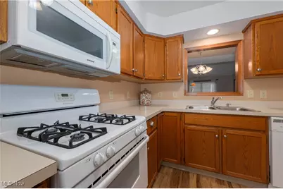 786 Beverly Avenue, Canal Fulton, OH 44614 - Photo 9