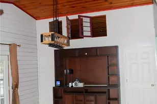 1355 Highland Ave, Cambridge, OH 43725 - Photo 9