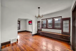 9818 Aetna Rd, Loveland, OH 44105 - Photo 9