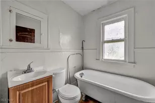 9818 Aetna Rd, Loveland, OH 44105 - Photo 13