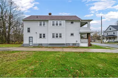 9818 Aetna Road, Loveland, OH 44105 - Photo 39