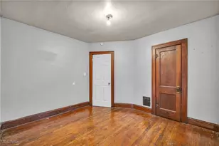 9818 Aetna Rd, Loveland, OH 44105 - Photo 33