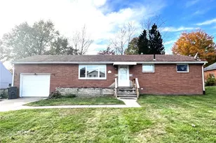 2951 Kirby Ave NE, Canton, OH 44705 - Photo 1