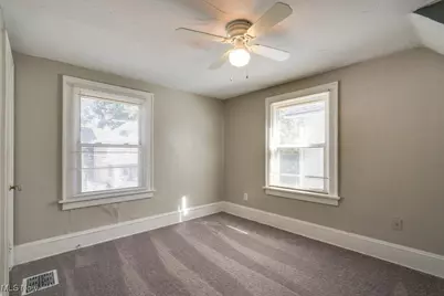 920 Bloomfield Avenue, Akron, OH 44302 - Photo 33