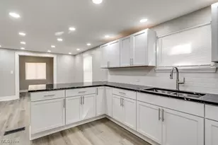 920 Bloomfield Ave, Akron, OH 44302 - Photo 23