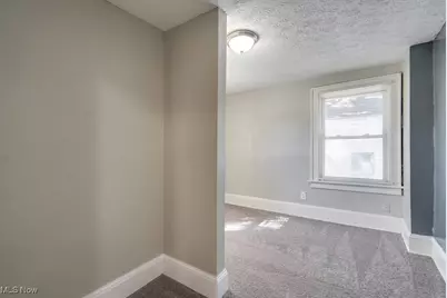 920 Bloomfield Avenue, Akron, OH 44302 - Photo 27