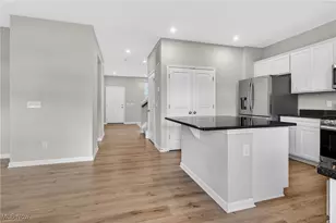 23663 Victory Ln, Columbia Station, OH 44028 - Photo 9