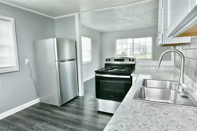 1810 Northfield Avenue NW, Warren, OH 44485 - Photo 13