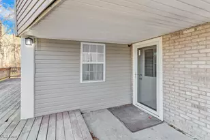 27 Delaware Trail, Malvern, OH 44644 - Photo 5