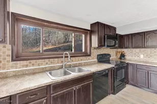 27 Delaware Trail, Malvern, OH 44644 - Photo 11