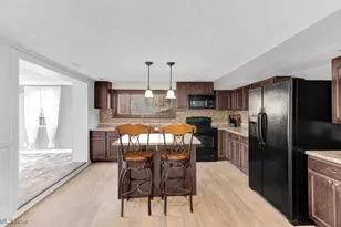 27 Delaware Trail, Malvern, OH 44644 - Photo 5