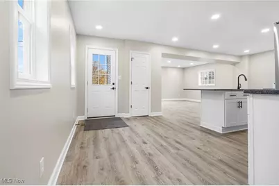 69 E Grant Street, Alliance, OH 44601 - Photo 13