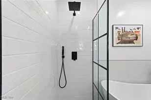 9918 Quebec Ave, Loveland, OH 44106 - Photo 29