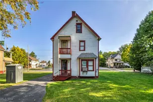 9700 Hilgert Dr, Loveland, OH 44104 - Photo 7