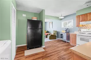 1115 41st St NW, Canton, OH 44709 - Photo 9