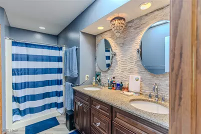 831 27th Street NE, Massillon, OH 44646 - Photo 5