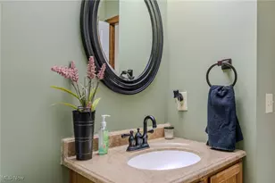 831 27th St NE, Massillon, OH 44646 - Photo 23