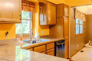 831 27th St NE, Massillon, OH 44646 - Photo 13