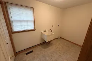 762 Maplewood Ave, Sheffield Lake, OH 44054 - Photo 11