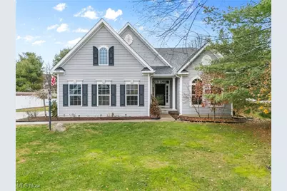 7606 Knollridge Avenue NE, Canton, OH 44721 - Photo 1