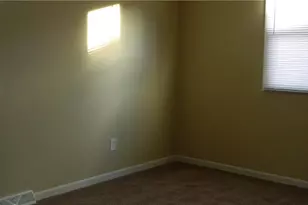 1210 Prospect St, Elyria, OH 44035 - Photo 9