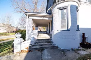 911 N Water St, Uhrichsville, OH 44683 - Photo 7