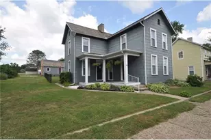 431 Front St, Philo, OH 43771 - Photo 1