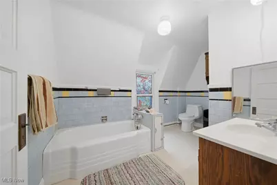 554 Morningview Avenue, Akron, OH 44305 - Photo 29