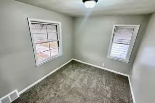 25731 Zeman Ave, Euclid, OH 44132 - Photo 13