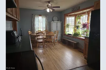 185 Adams Street, Corning, OH 43730 - Photo 9